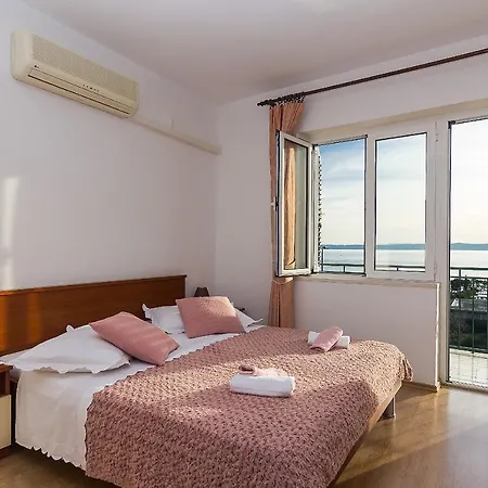 Lijana Sea View Apartament